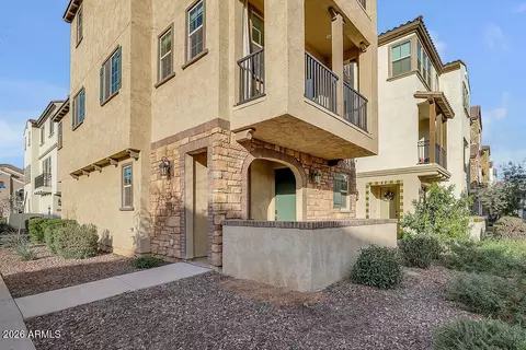Exterior - 1711 E Chelsea Ln, Gilbert, AZ 85295 photo 3 of 6