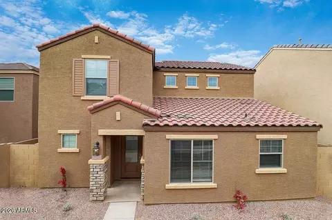 8215 W Albeniz Pl, Phoenix, AZ 85043