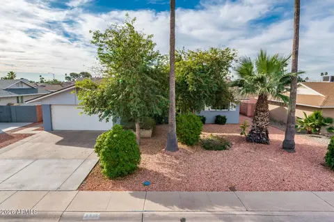Exterior - 3335 W Acoma Dr, Phoenix, AZ 85053 photo 2 of 6