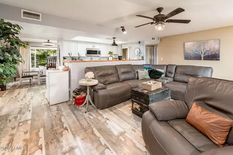 Living - 3335 W Acoma Dr, Phoenix, AZ 85053 photo 3 of 3