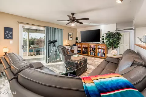 Living - 3335 W Acoma Dr, Phoenix, AZ 85053 photo 1 of 3