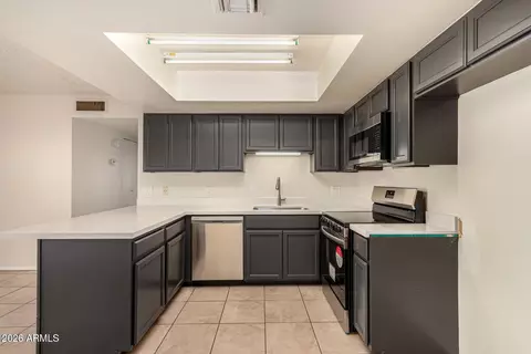 704 N 4th St #2, Avondale, AZ 85323