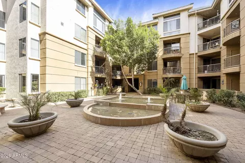 Exterior - 1701 E Colter St #234, Phoenix, AZ 85016 photo 4 of 7