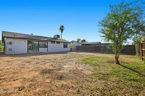 Exterior - 2012 W Romley Rd, Phoenix, AZ 85041 photo 4 of 6