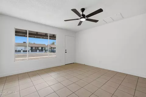 Living - 2012 W Romley Rd, Phoenix, AZ 85041 photo 3 of 3