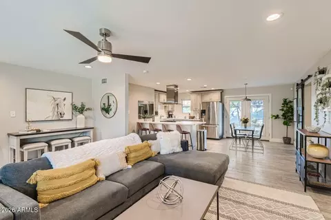 925 N 79th St, Scottsdale, AZ 85257