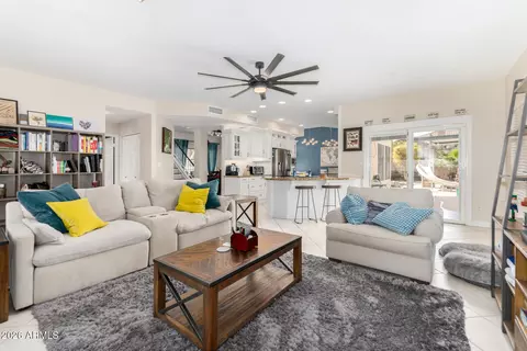 Living - 3911 E Shannon St, Phoenix, AZ 85044 photo 1 of 5