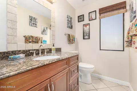 Bath - 3911 E Shannon St, Phoenix, AZ 85044 photo 4 of 4