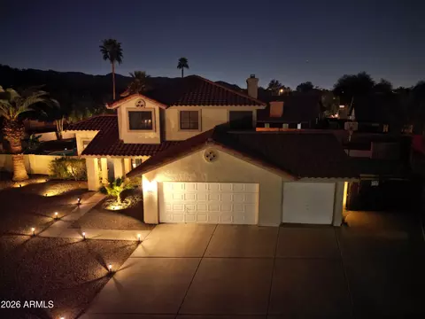 Exterior - 3911 E Shannon St, Phoenix, AZ 85044 photo 7 of 29
