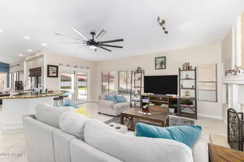 Living - 3911 E Shannon St, Phoenix, AZ 85044 photo 3 of 5
