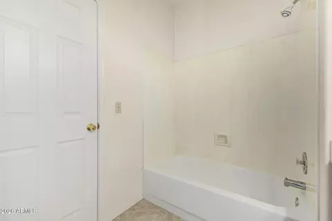 Bath - 4171 E Rockledge Rd, Phoenix, AZ 85044 photo 3 of 3