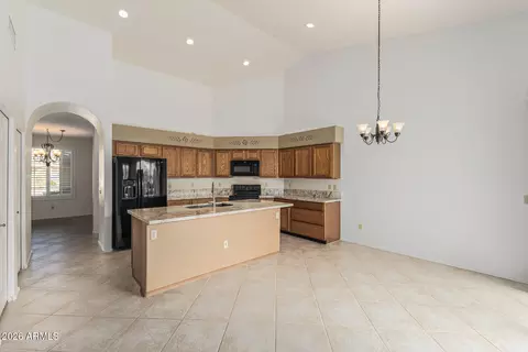 Kitchen - 4171 E Rockledge Rd, Phoenix, AZ 85044 photo 4 of 4