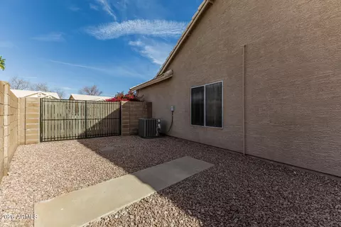 Exterior - 4171 E Rockledge Rd, Phoenix, AZ 85044 photo 8 of 18