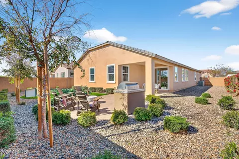 Exterior - 9953 S Dutchman Dr, Apache Junction, AZ 85120 photo 1 of 11