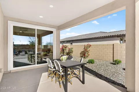 Exterior - 9953 S Dutchman Dr, Apache Junction, AZ 85120 photo 7 of 11