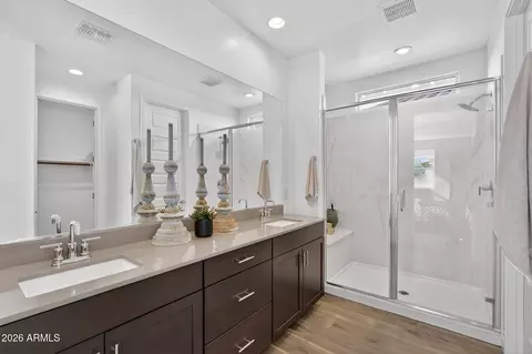Bath - 9953 S Dutchman Dr, Apache Junction, AZ 85120 photo 1 of 5