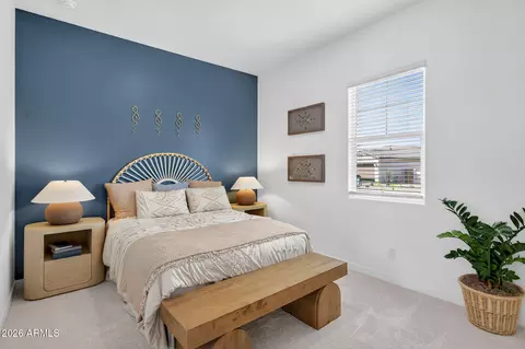 Bedroom - 9965 S Dutchman Dr, Apache Junction, AZ 85120 photo 6 of 10