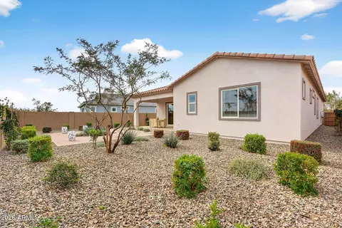 Exterior - 9965 S Dutchman Dr, Apache Junction, AZ 85120 photo 5 of 13