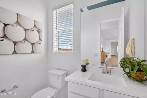 Bath - 9965 S Dutchman Dr, Apache Junction, AZ 85120 photo 4 of 6
