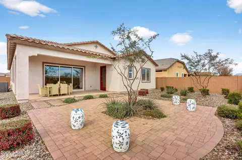Exterior - 9965 S Dutchman Dr, Apache Junction, AZ 85120 photo 4 of 13