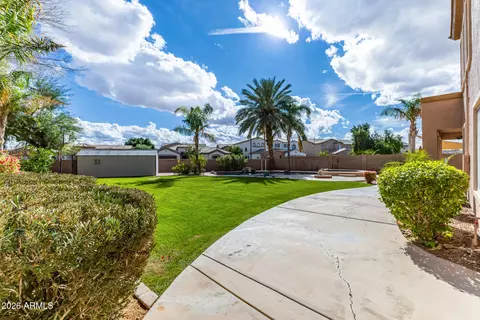 Exterior - 949 E Benrich Dr, Gilbert, AZ 85295 photo 4 of 8