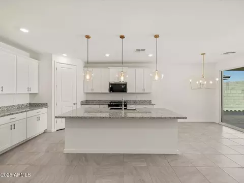 37445 W San Ildefanso Ave, Maricopa, AZ 85138