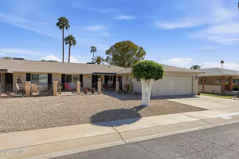 10438 W Saratoga Cir, Sun City, AZ 85351