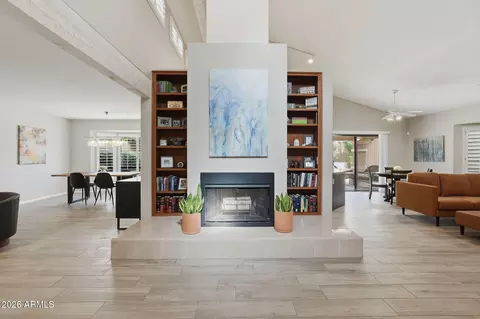 1020 E Desert Cove Ave, Phoenix, AZ 85020