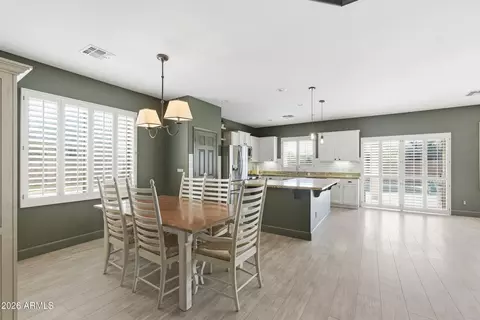Dining - 3319 E Fandango Dr, Gilbert, AZ 85298 photo 2 of 2
