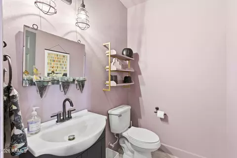 Bath - 3319 E Fandango Dr, Gilbert, AZ 85298 photo 3 of 4