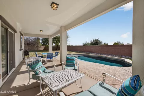 Exterior - 3319 E Fandango Dr, Gilbert, AZ 85298 photo 2 of 9