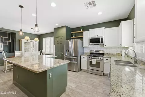 Kitchen - 3319 E Fandango Dr, Gilbert, AZ 85298 photo 2 of 6