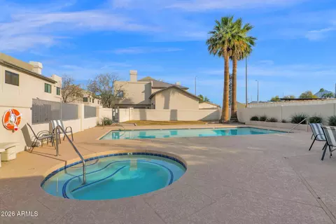 Exterior - 1124 E Rose Ln #3, Phoenix, AZ 85014 photo 5 of 8