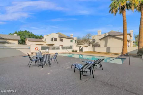 Exterior - 1124 E Rose Ln #3, Phoenix, AZ 85014 photo 6 of 8