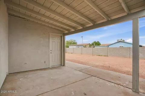 Exterior - 752 E Glade Ave, Mesa, AZ 85204 photo 2 of 5