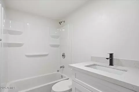 Bath - 752 E Glade Ave, Mesa, AZ 85204 photo 3 of 3
