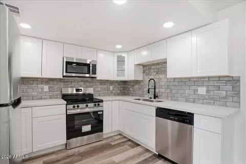 Kitchen - 752 E Glade Ave, Mesa, AZ 85204 photo 2 of 2