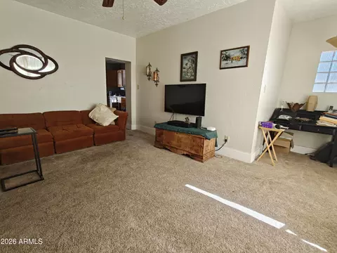 Living - 267 E North St, Globe, AZ 85501 photo 2 of 2
