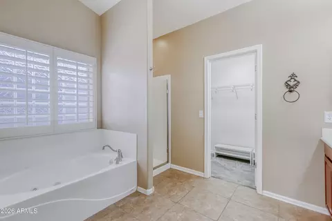 Bath - 23614 N 24th Ter, Phoenix, AZ 85024 photo 1 of 3
