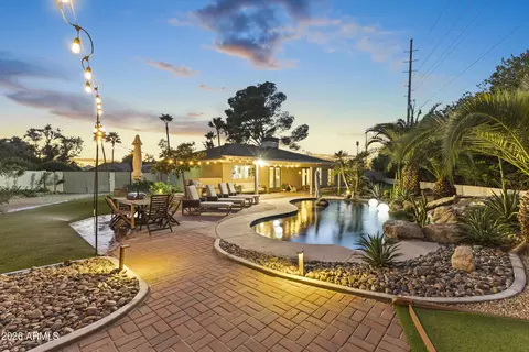 7540 E Cannon Dr, Scottsdale, AZ 85258