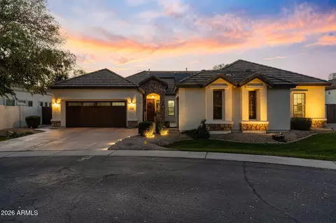 1902 S Los Altos Dr, Chandler, AZ 85286