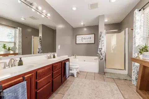 Bath - 3314 W Dynamite Blvd, Phoenix, AZ 85083 photo 2 of 3
