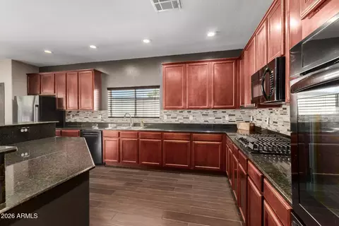 Kitchen - 3314 W Dynamite Blvd, Phoenix, AZ 85083 photo 2 of 3