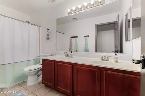 Bath - 3314 W Dynamite Blvd, Phoenix, AZ 85083 photo 3 of 3