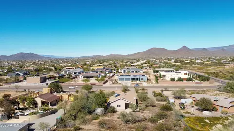 View/Area - 1529 E Cloud Rd, Phoenix, AZ 85086 photo 1 of 3