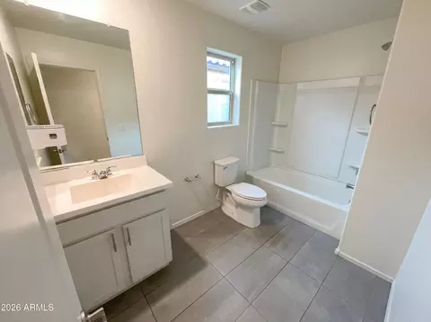 Bath - 2952 E Fairview Ave, Mesa, AZ 85204 photo 1 of 2