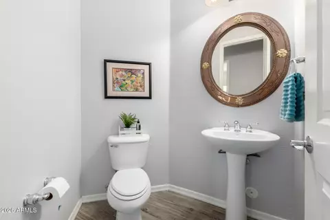 Bath - 4192 E Chestnut Ln, Gilbert, AZ 85298 photo 3 of 3
