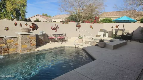 Exterior - 4192 E Chestnut Ln, Gilbert, AZ 85298 photo 3 of 7