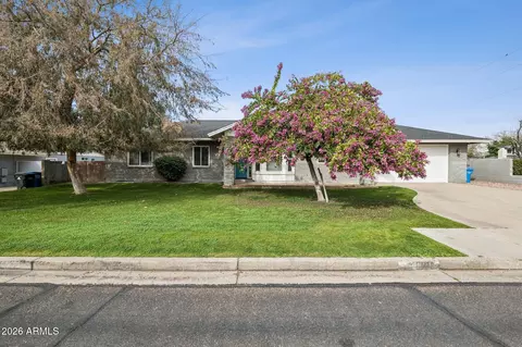 702 W Why Worry Ln, Phoenix, AZ 85021