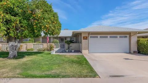 10626 W Tropicana Cir, Sun City, AZ 85351